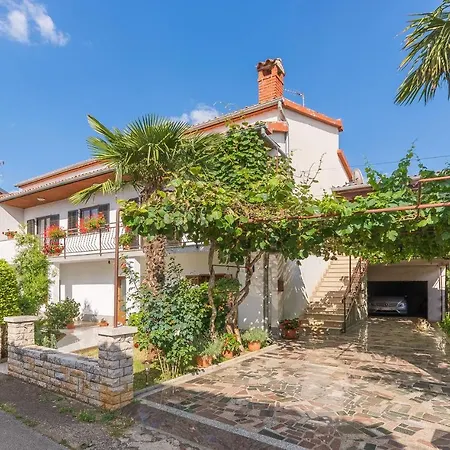 Apartament With Parking Space - 13927