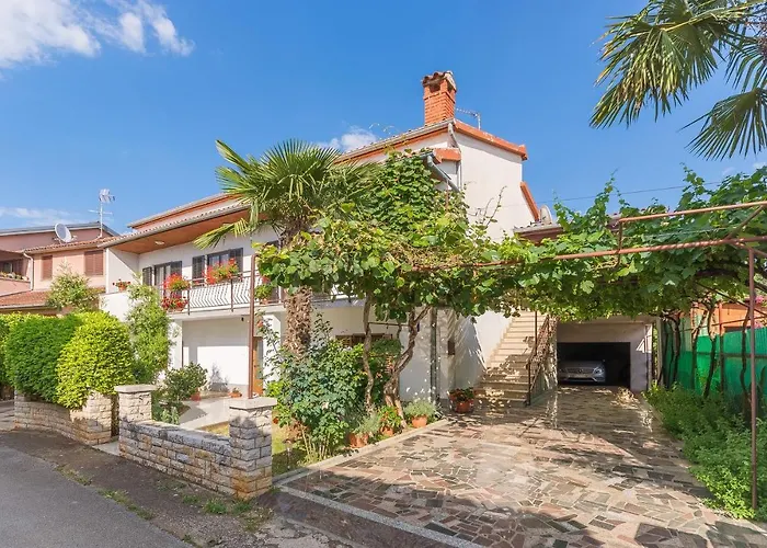 Appartement With Parking Space - 13927