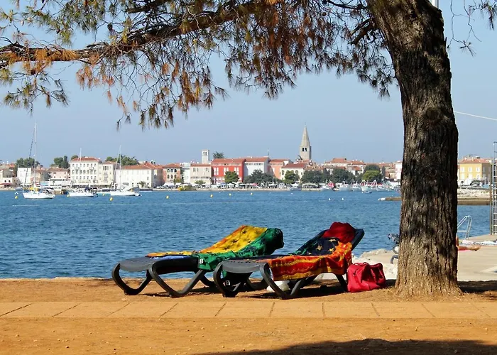 Apartman With Parking Space - 13927 *