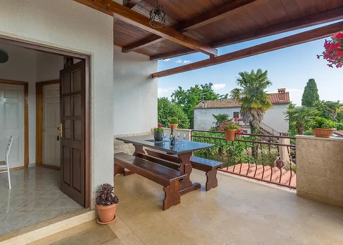 With Parking Space - 13927 Appartement